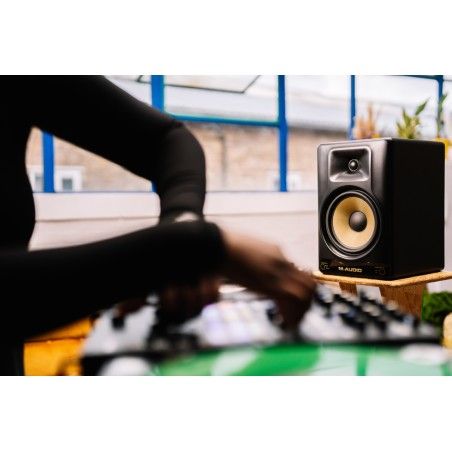 Forty Eighty (Kutusu Hasarlı)