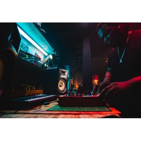 Forty Sixty (Kutusu Hasarlı)