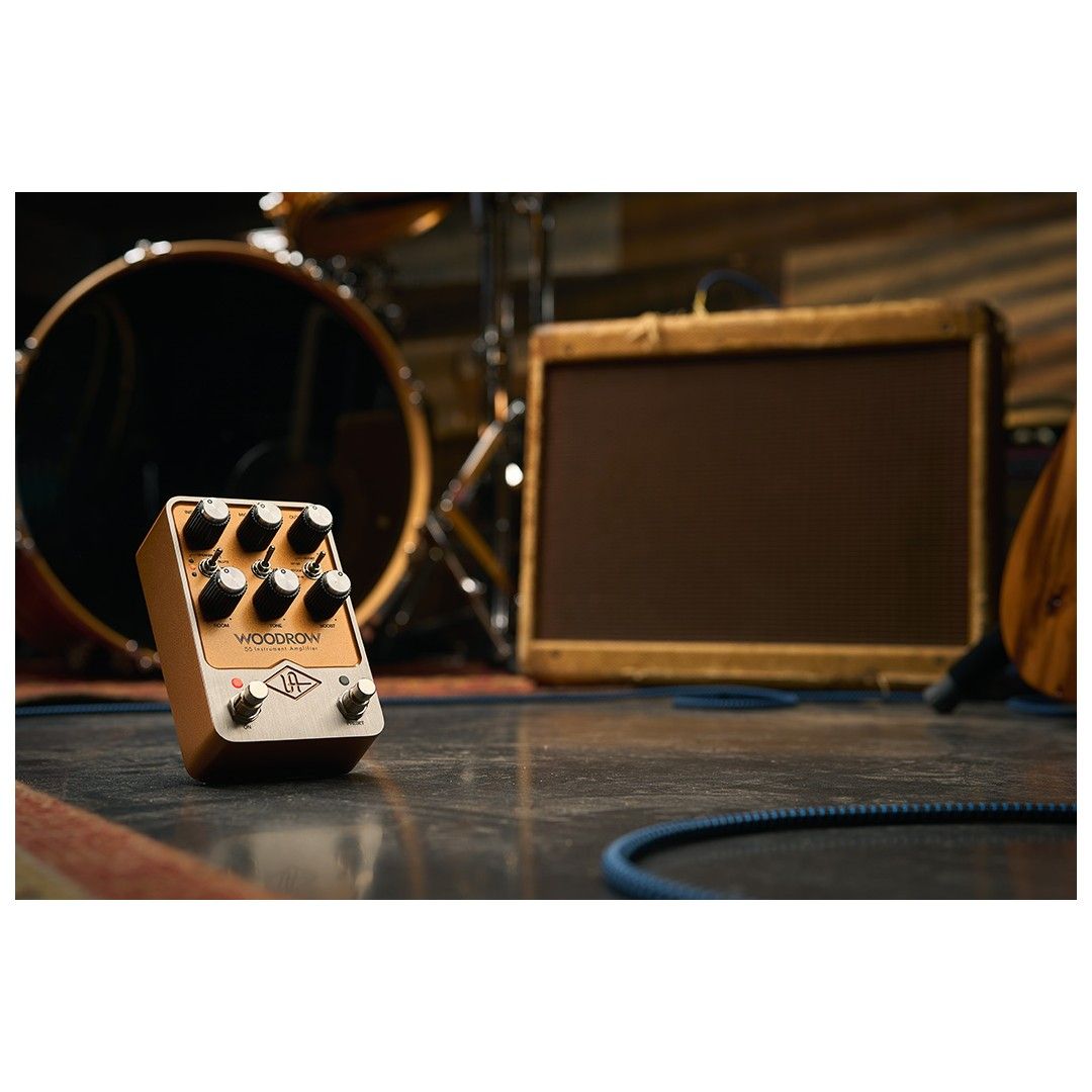 UAFX Woodrow '55 Instrument Amplifier Pedal