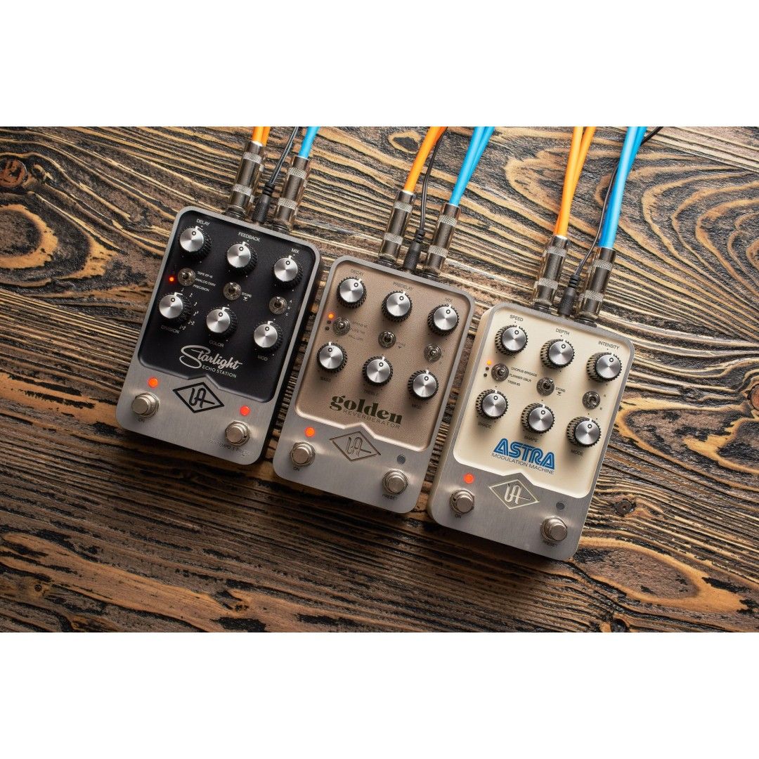 UAFX Starlight Echo Station Pedal