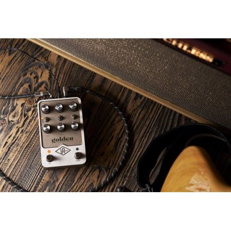 UAFX Golden Reverberator Pedal