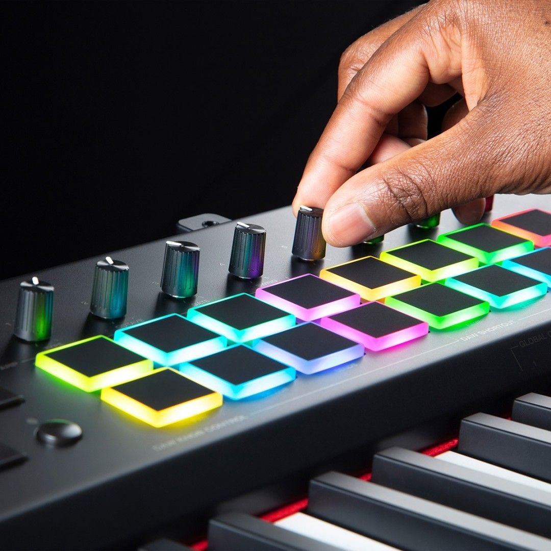 Hammer 88 Pro (Kutu Hasarlı)