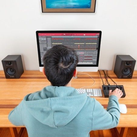 BX3 BT (Kutusu Hasarlı)