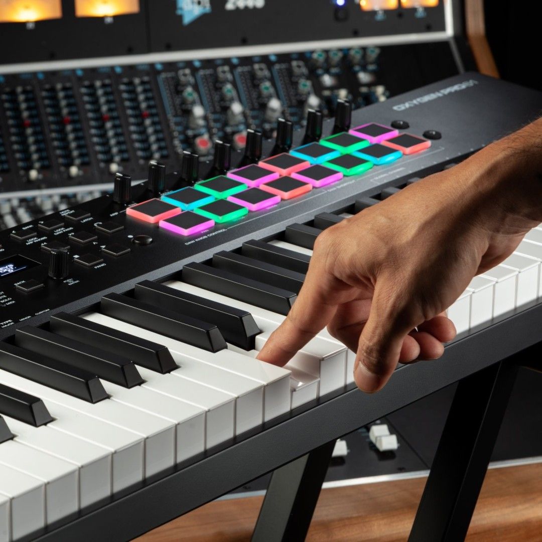 Oxygen Pro 61 (Kutusu Hasarlı)