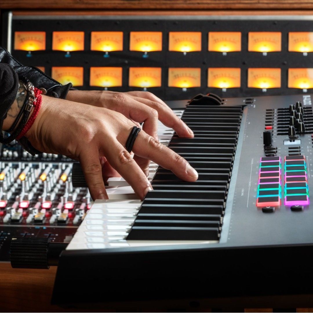 Oxygen Pro 61 (Kutusu Hasarlı)