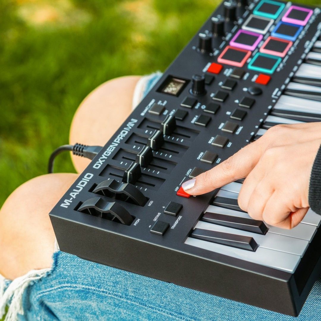 Oxygen Pro Mini (Kutusu Hasarlı)